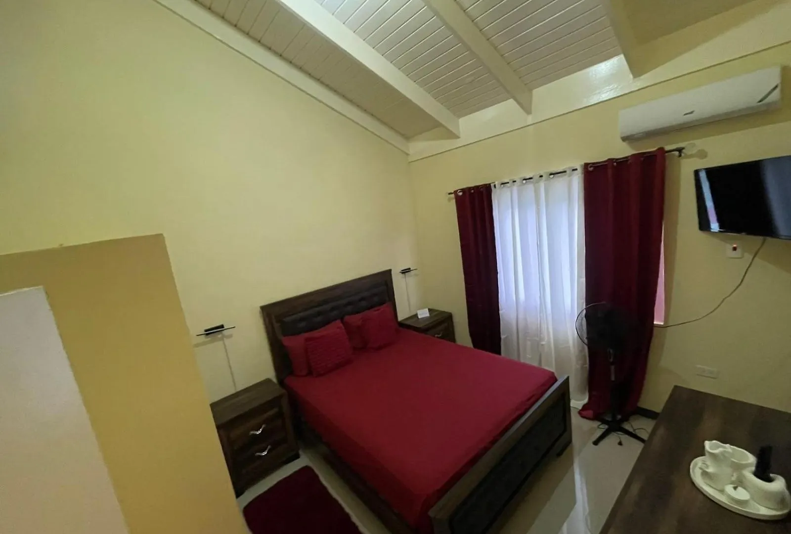 Tropical Townhouse Getaway Apartamento Montego Bay 0*,